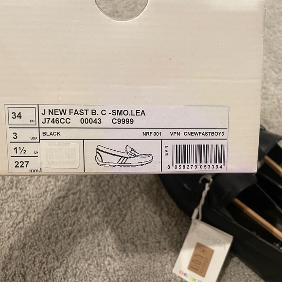 Geox Boys New Fast Slip-On Loafers Black Leather Size 3 NWT - Picture 8 of 9